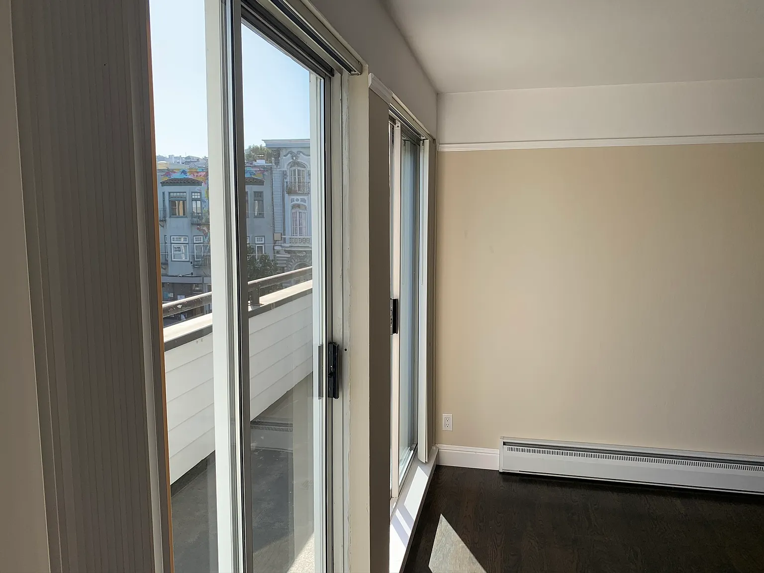 1 bed, 675 sqft, $4,595 — Photo 3