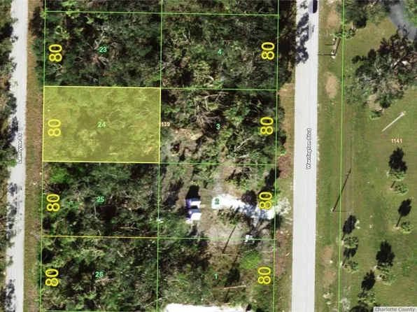 426 Lemoyne St, Port Charlotte, FL 33954