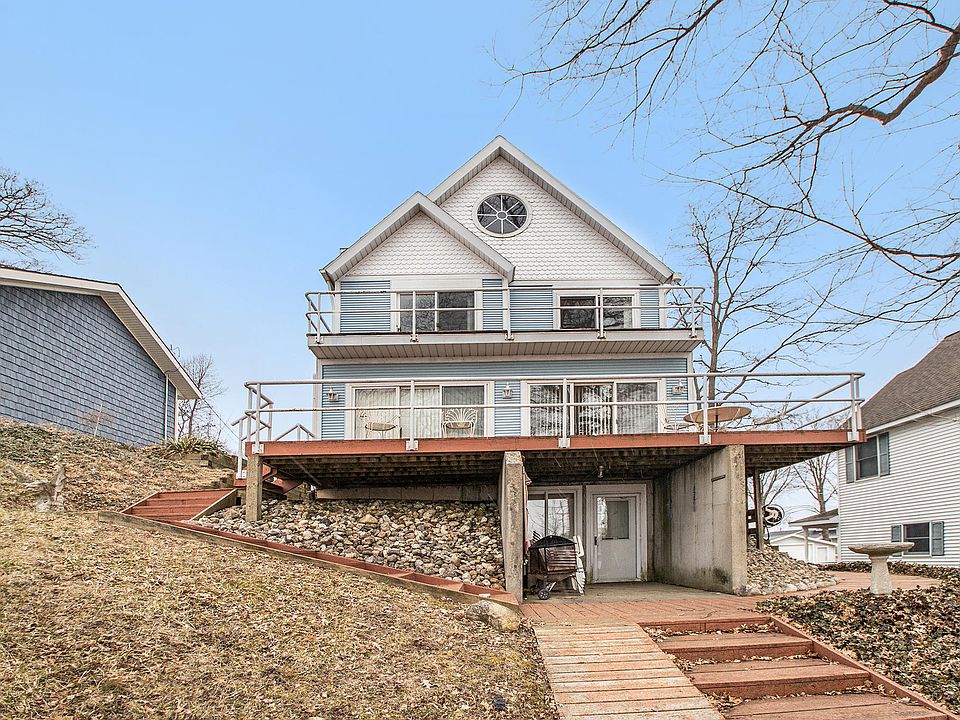 1st image of 8364 Lake Ave