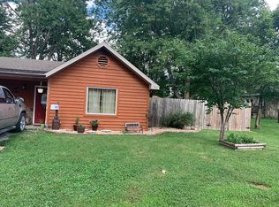 604 S Lake St, Mountain Grove, MO 65711