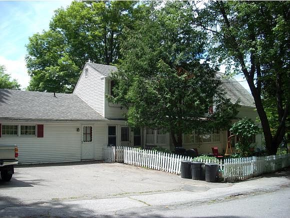 2nd image of 31 Wilber St