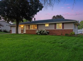 6540 Zealand Ave N, Brooklyn Park, MN 55428