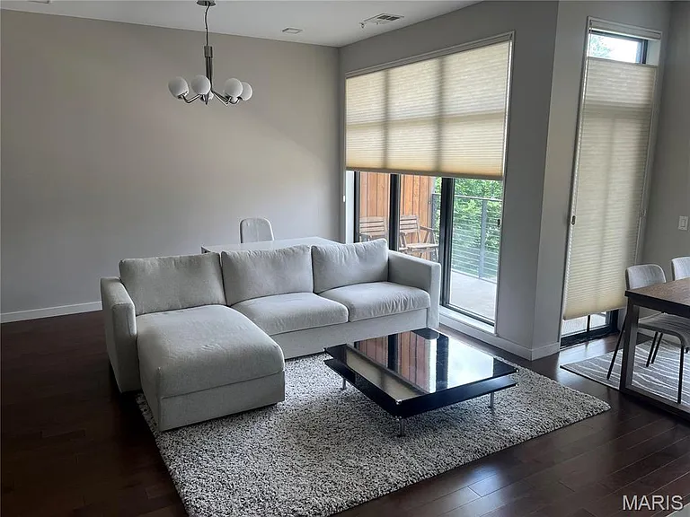 4101 Laclede Ave #309 — Photo 3