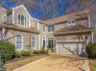 11440 Hollow Timber Ct, Reston, VA 20194