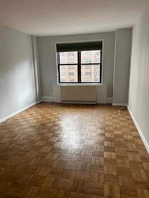 Rented by The Bracha Group | media 2