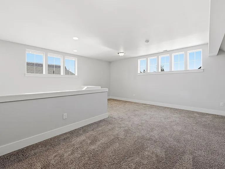 1068 SE Leonel Ln — Photo 30