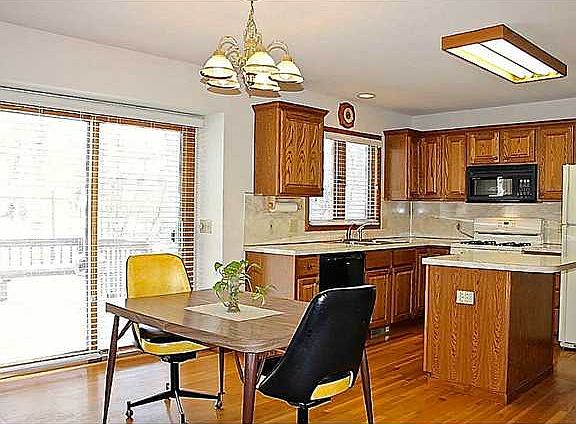 4th image of 5028 Gower Rd