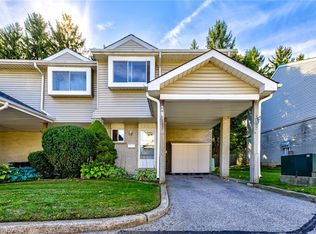 125 Sekura Cres #29, Cambridge, ON N1R8B4