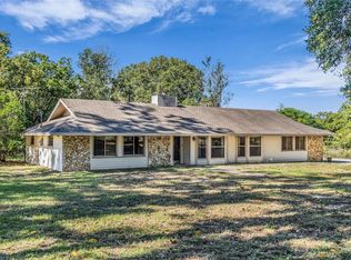 624 Hull Island Dr, Oakland, FL 34787