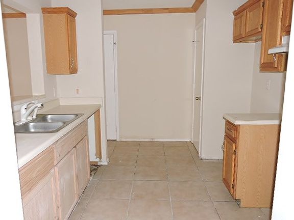 4th image of 10320 Carolina Oaks Dr
