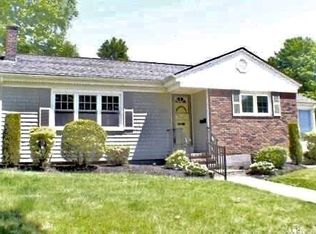 600 Montgomery St, Fall River, MA 02720