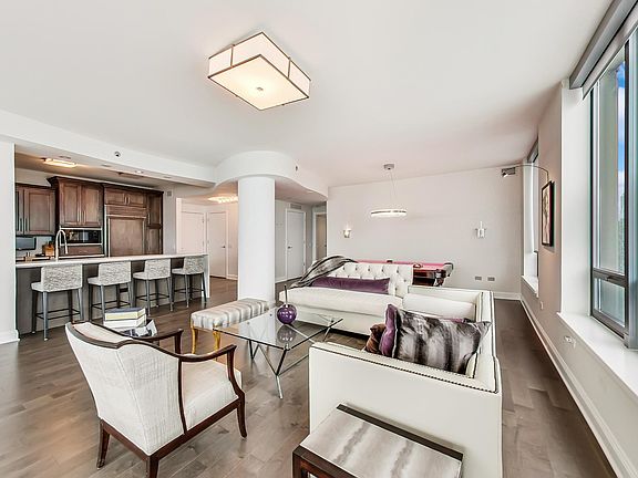 5th image of 600 N Lake Shore Dr #3611A