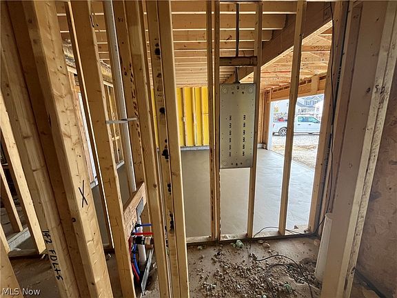 3rd image of 3491 Alder Ave