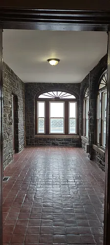 326 N Front St #1 Photo 1