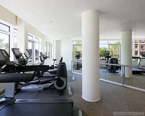 Sold by Luminous Realty | media 16
