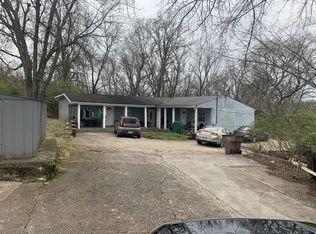 2211 Summitt Ave, Nashville, TN 37218