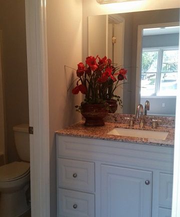 4th image of 722 Kaolin Dr