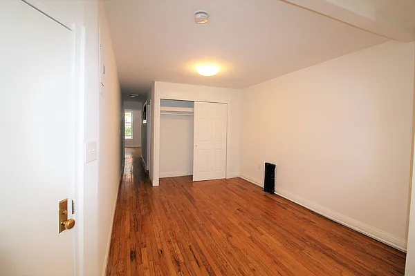 Rented by Compass | media 23