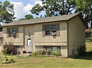 124 Bullard St, Poplar Grove, IL 61065