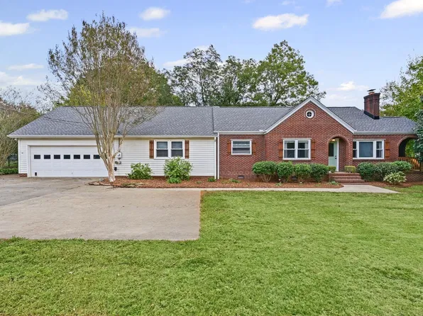 706 Piedmont Park Rd, Greenville, SC 29609
