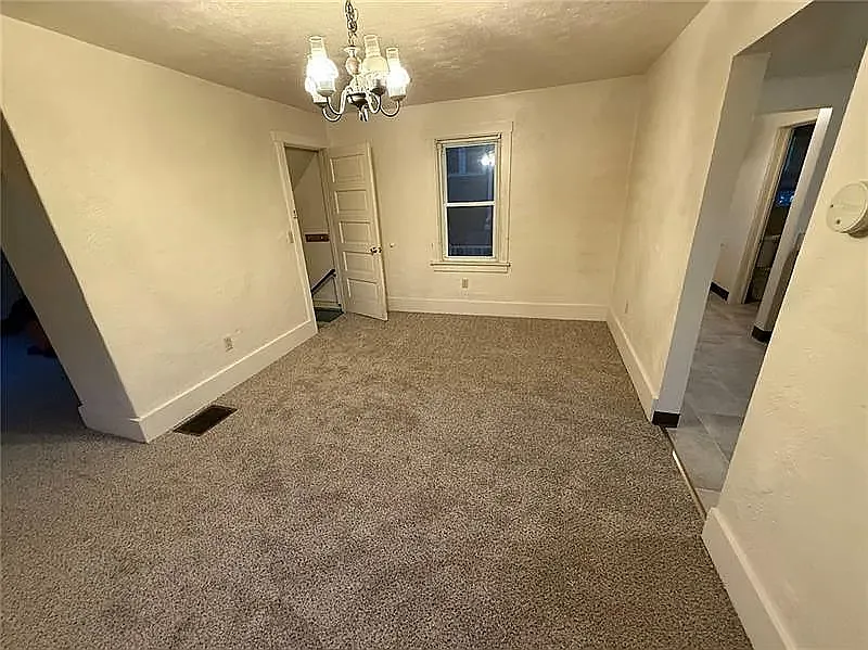 2 bed, 1244 sqft, $1,750 — Photo 3