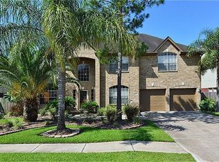 1506 Pine Grove Ln, Pearland, TX 77581