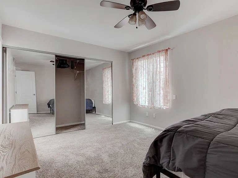 9325 W Desert Inn Rd #206 — Photo 20