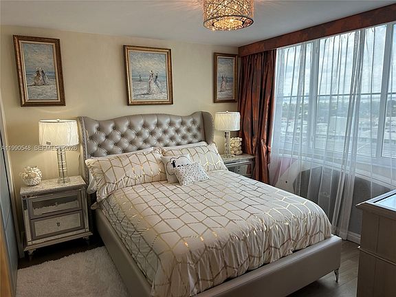 4th image of 6039 Collins Ave APT 1431