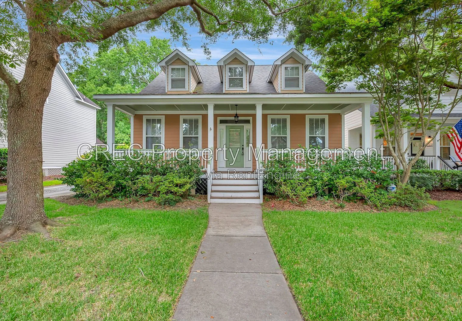 3 bed, 2.5 bath, 2588 sqft, $5,200 — Photo 1