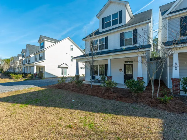 8202 S Antler Dr, North Charleston, SC 29406
