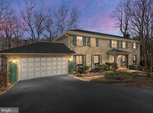 4078 Rosamora Ct, Mc Lean, VA 22101