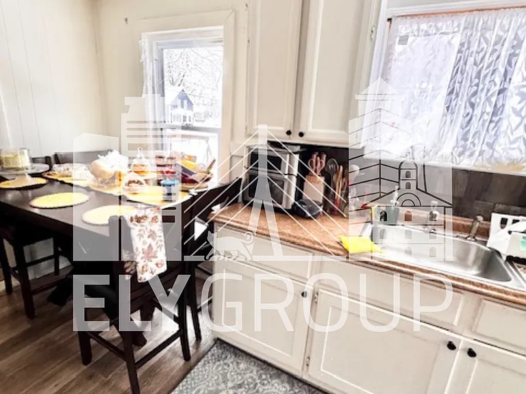9 Manchester St #1 — Photo 3