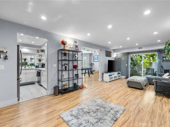4146 E Mendez St Unit 127, Long Beach, CA 90815