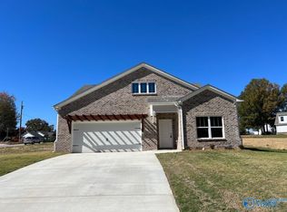 15177 Blendor Crooks Dr, Athens, AL 35611