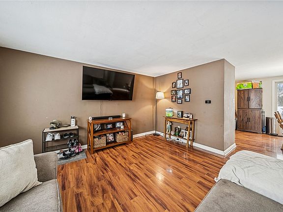 5th image of 4310 Paradise Dr