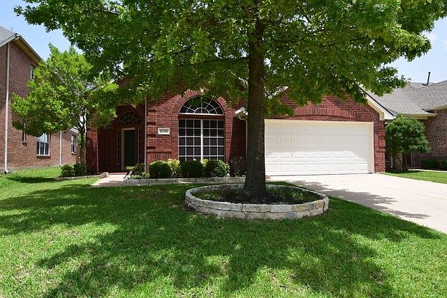 1st image of 6208 Coldwater Ln