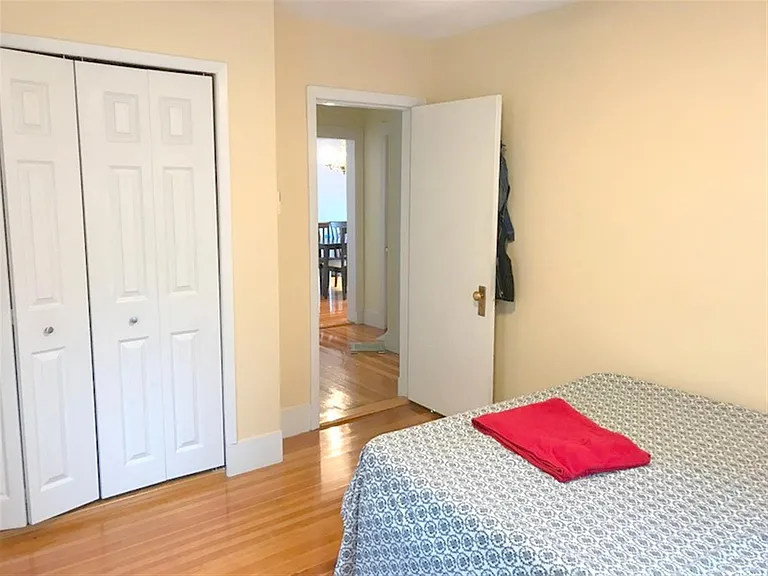 12 Hamilton St #1 — Photo 4