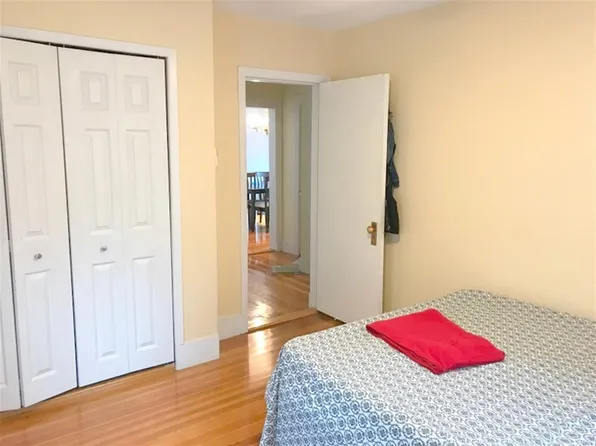 19 Hamilton St, Medford, MA 02155