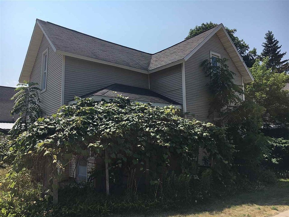 2nd image of 402 Liberty St