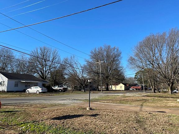 5th image of 419 E Georgia St