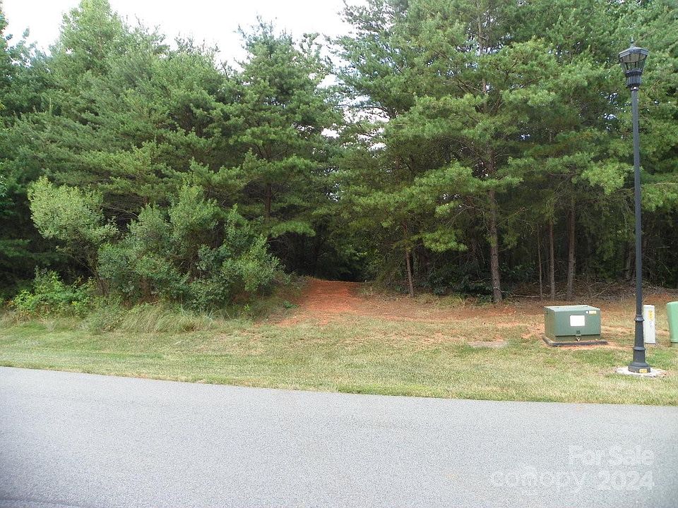2nd image of 287 Badin View Dr