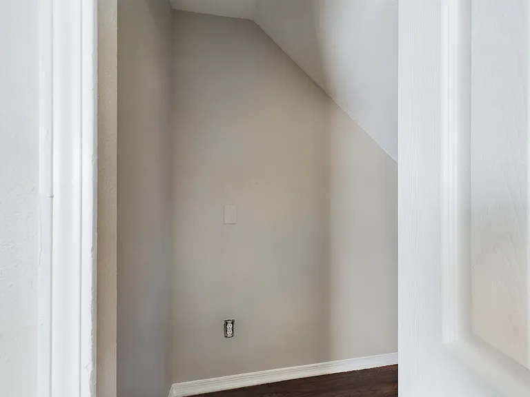 12621 Dervish Ln — Photo 11