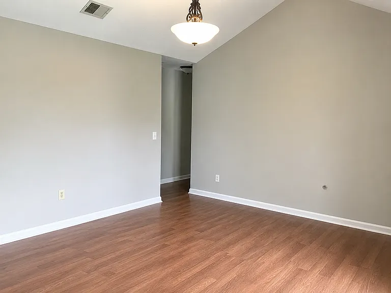 32 Broadleaf Cv — Photo 5