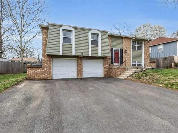 13004 S Cardiff St, Olathe, KS 66062