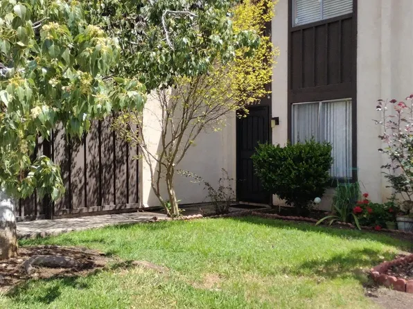 10272 Carefree Dr, Santee, CA 92071