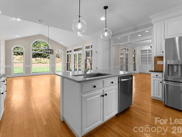 2134 Glade Hill Rd — Photo 12