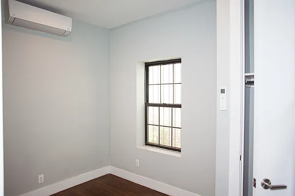 Rented by Brooklyn Group | media 10