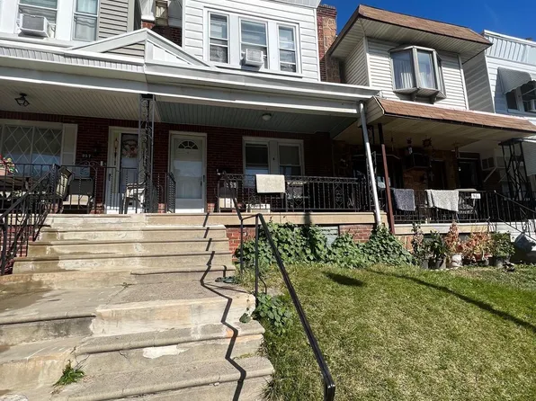 959 Anchor St, Philadelphia, PA 19124