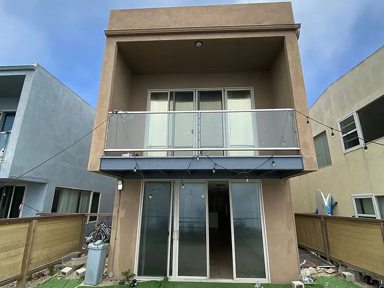 6569 Del Playa Dr — Photo 26