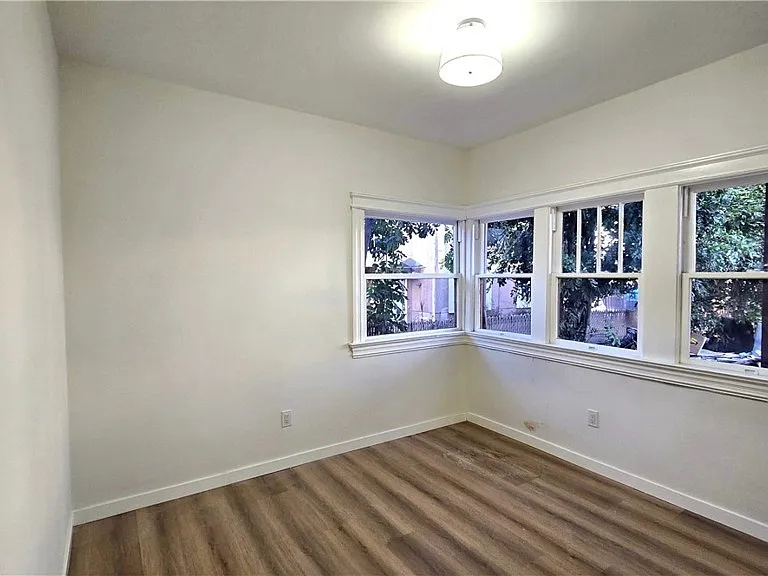 1034 Beacon Ave #1034 — Photo 7